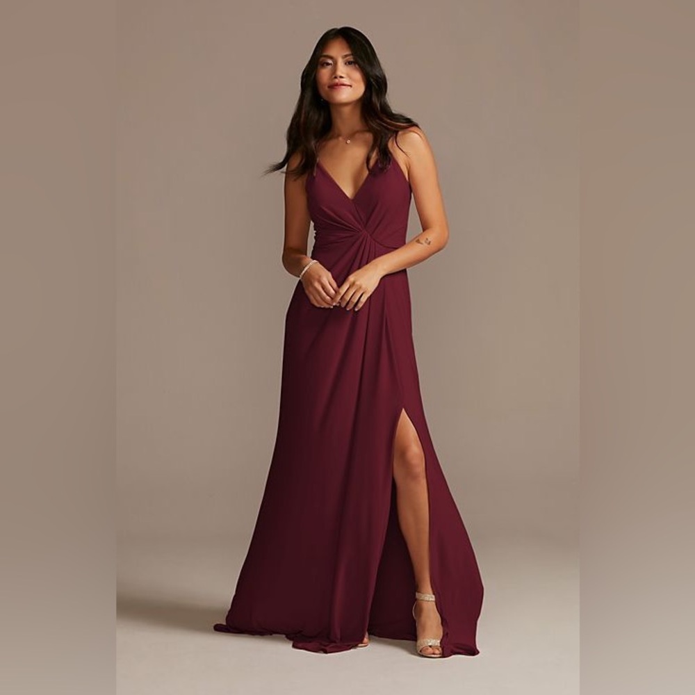 David’s Bridal Bridesmaid Burgundy /Wine Maxi A-line Formal Dress with knot